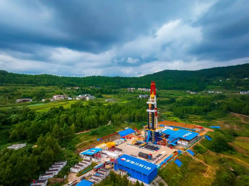 钻透地心之门 我国深地能源勘探迈入新纪元