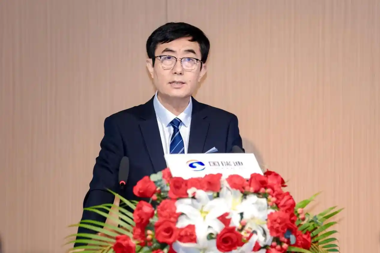 国瑞迪科技推出绿色数智中间包智涂机器人，开创冶金服务智能化新时代