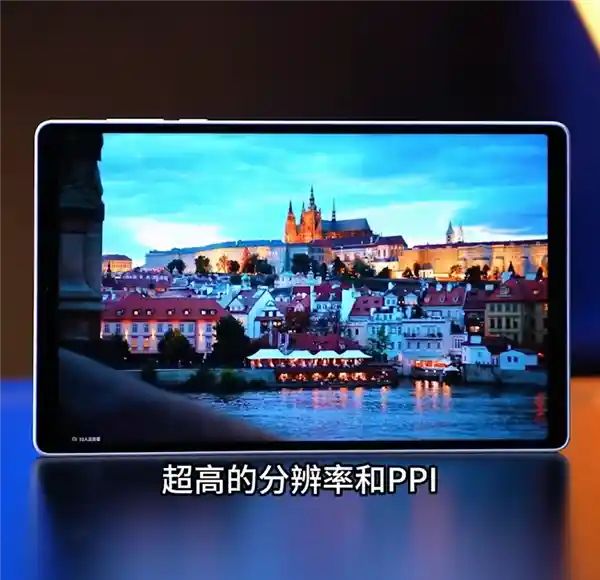 《小钢炮来袭！联想拯救者Y700四代首发8.8英寸骁龙8 Gen2旗舰平板》