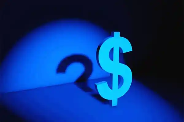 《特朗普吹嘘日赚30亿关税？现实数据啪啪打脸》