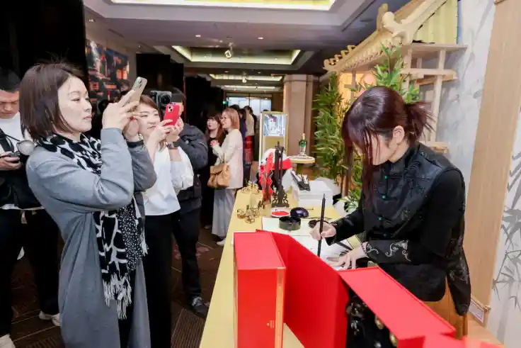 惊艳千年！五粮液世博和美佳酿引爆味觉盛宴