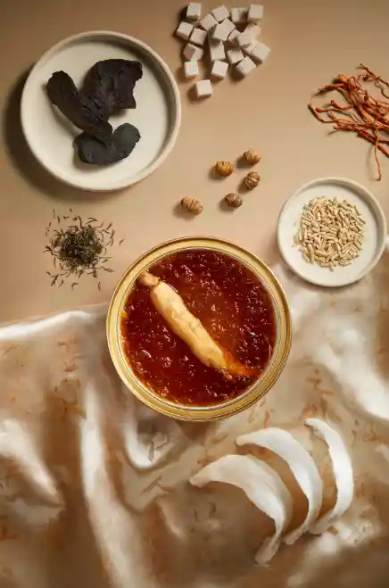 当然可以！以下是对原标题的优化版本，更具创造性、新颖性和新闻吸引力：

**隐形消费力：精英养生不发朋友圈的秘密**

如果你希望突出不同的侧重点，我还可以提供几个风格各异的备选标题：

1. **朋友圈看不见的战场：精英们的低调养生消费*