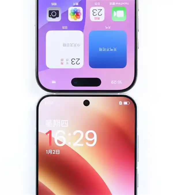一加13T vs iPhone 16 Pro：当小而美邂逅科技巅峰，谁更打动人心？