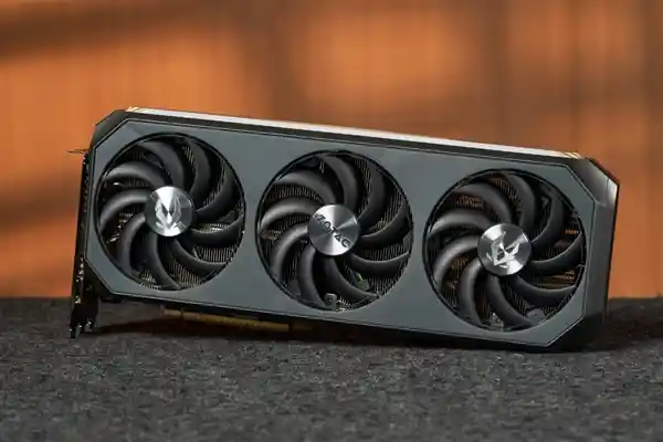 《旗舰新传奇：索泰AMP EXTREME INFINITY微观探秘》