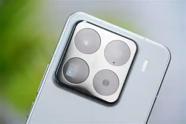 小米15S Pro震撼首发！玄戒O1 3nm芯片首秀引爆科技圈