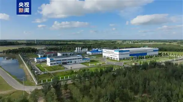 国铀一号首桶铀问世，我国天然铀生产迈入新纪元