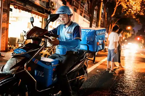 淘宝闪购点燃夜经济：夜间订单飙升200%