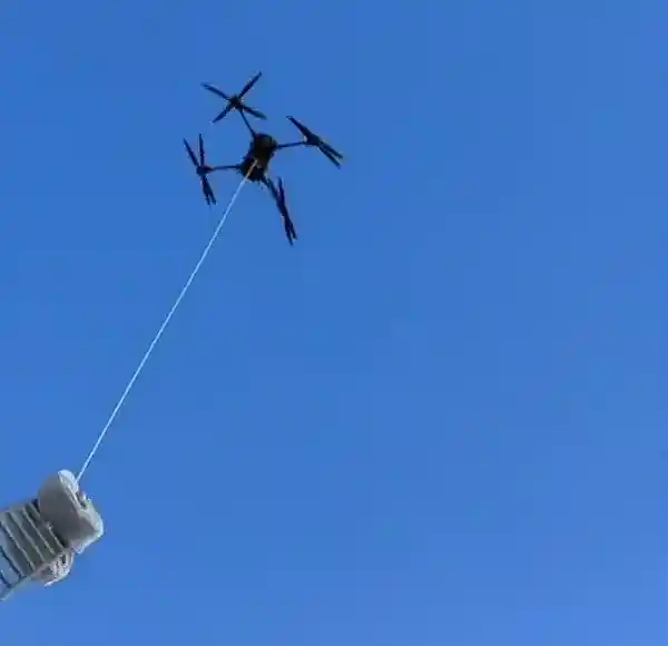 尼泊尔启用大疆无人机挑战珠峰清运：垃圾与遗体运输效率飙升