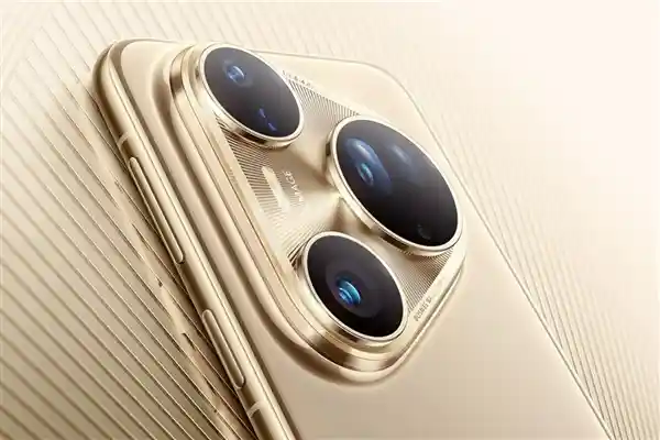 华为Pura 80 Ultra震撼上市：9999元起，现货开售引抢购热潮